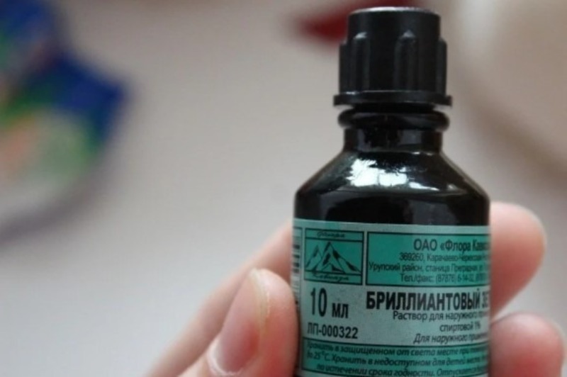9 корисних способів використання зеленки в саду і городі