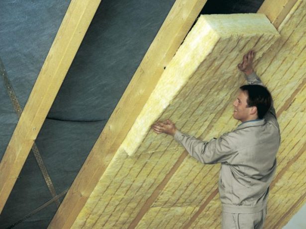 Утеплення мансардного даху: як підготувати приміщення для цілорічного проживання