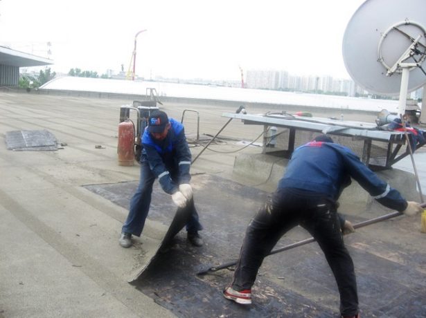 Дефектолог для даху: як відремонтувати мяке покриття