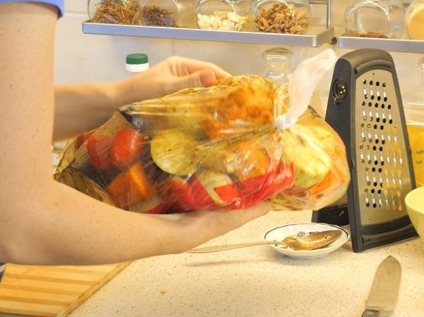 Соло маринаду для овочів на грилі: 6 оригінальних рецептів